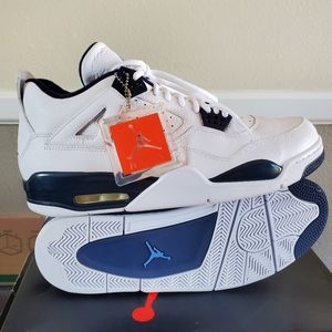 Air Jordan Retro 4
